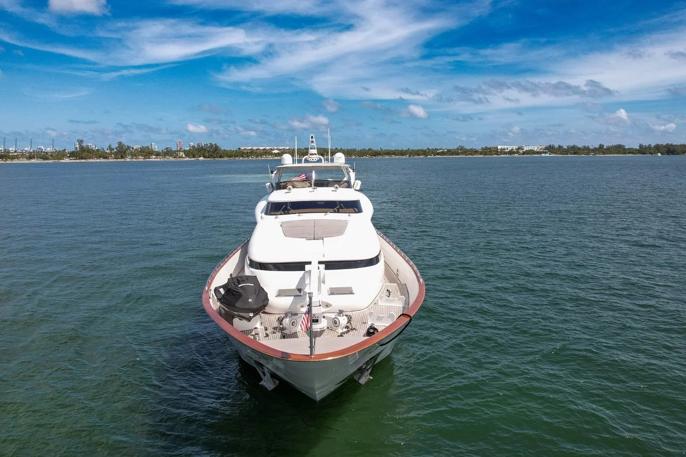 110ft Maiora Stamos Bien galley